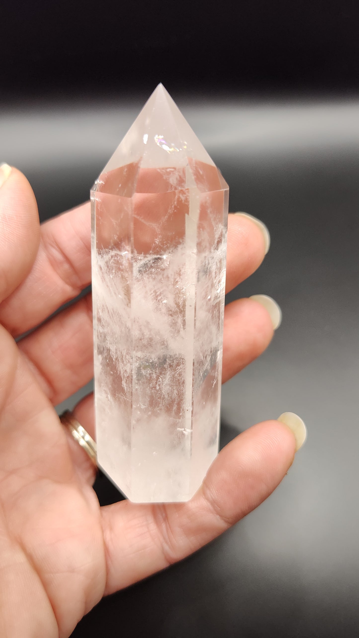 Quartz Crystal Tower / Point / Generator