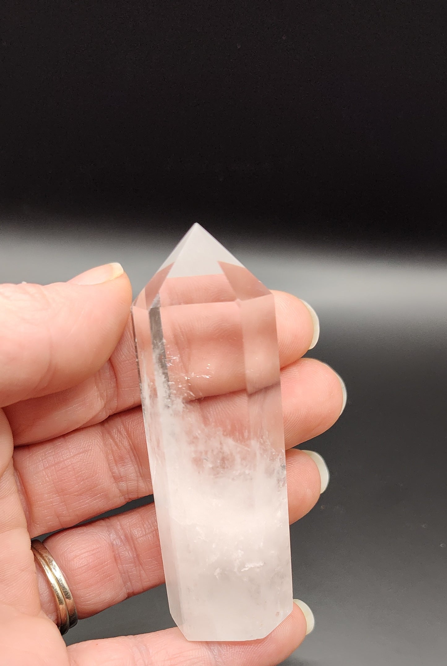 Quartz Crystal Tower / Point / Generator