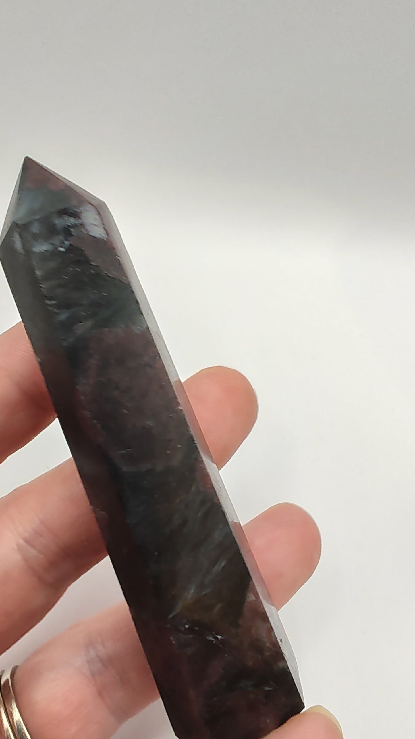 Garnet Crystal Towers / Generator / Point