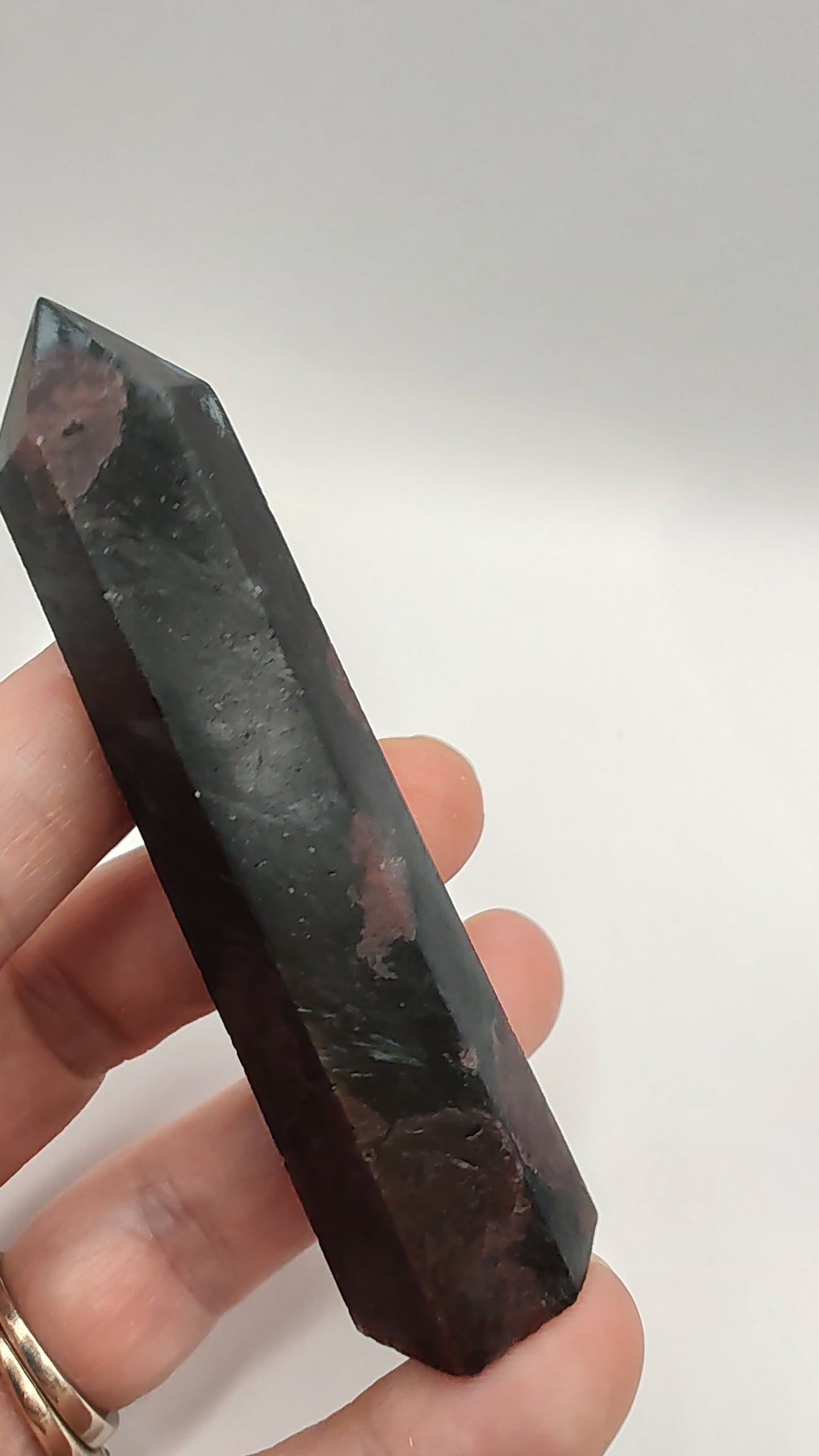 Garnet Crystal Towers / Generator / Point