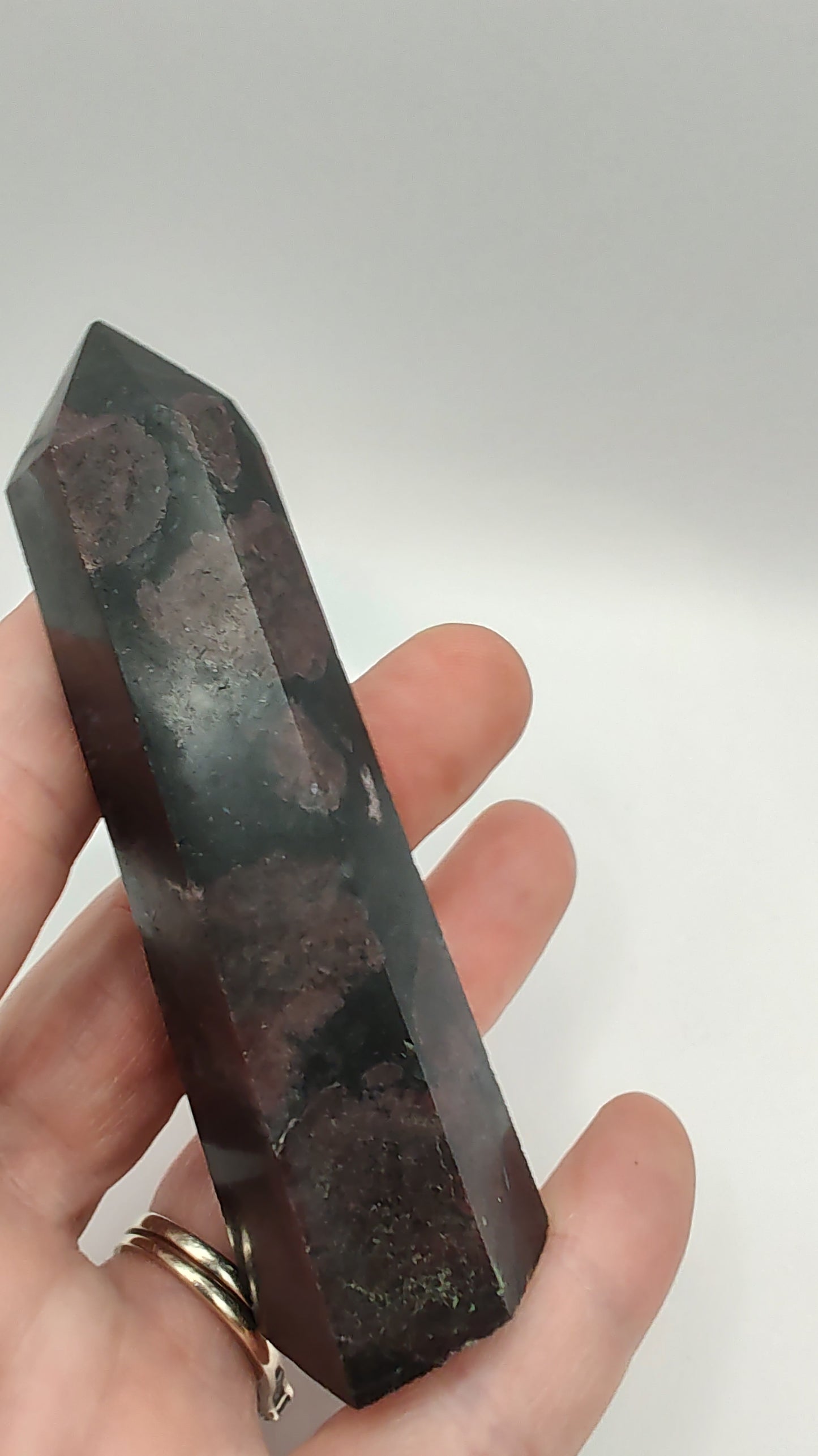 Garnet Crystal Towers / Generator / Point