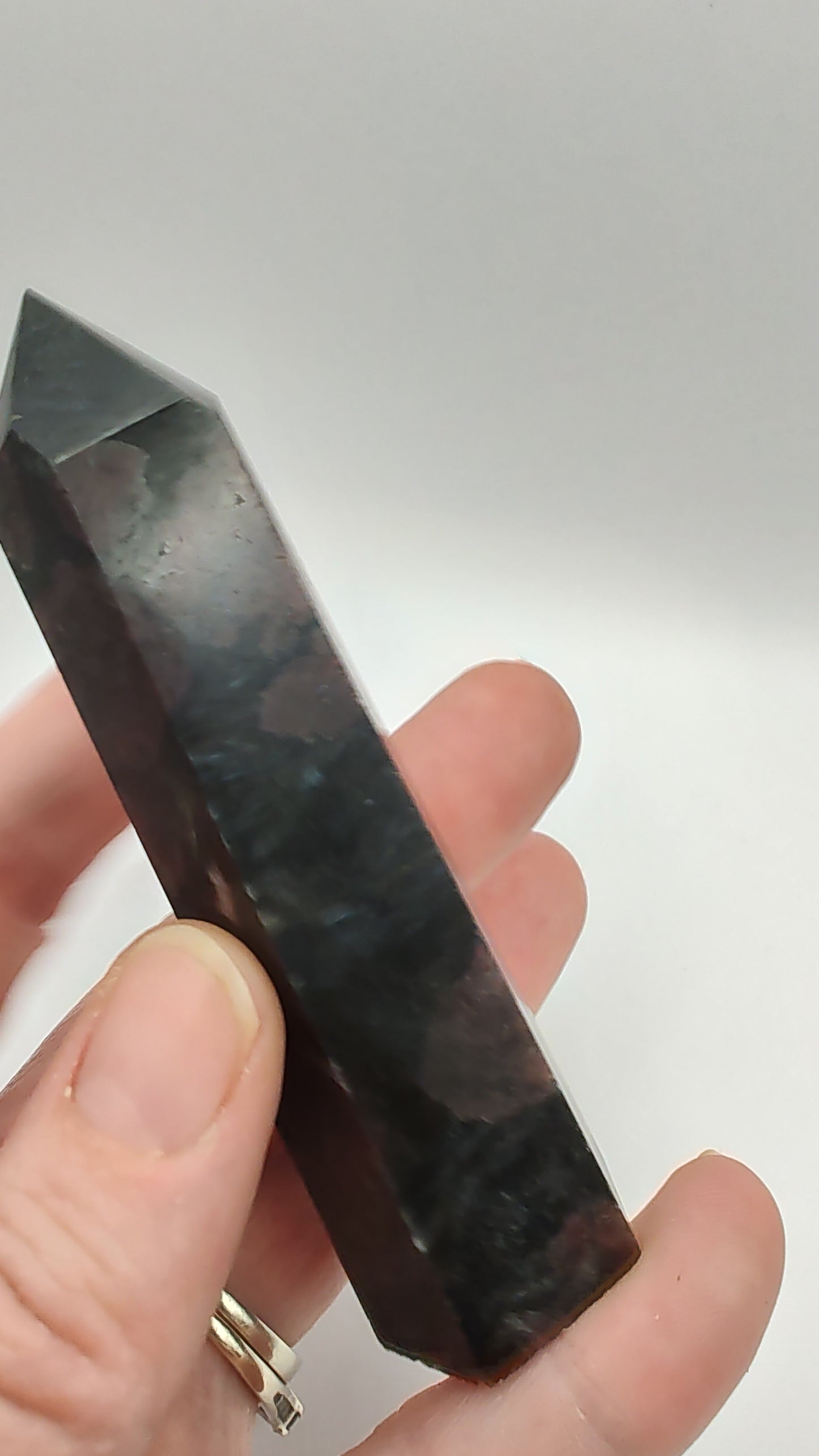 Garnet Crystal Towers / Generator / Point